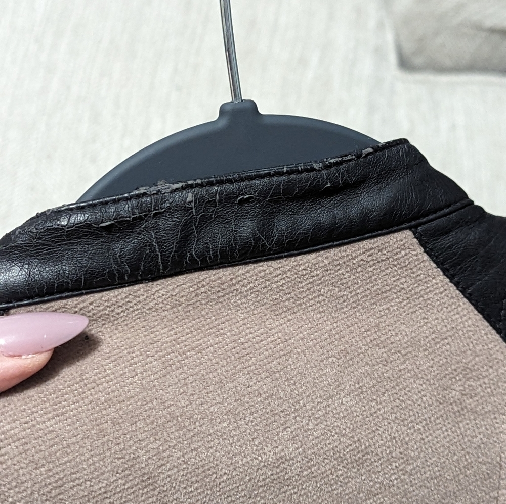 Express Jacket Size Large - image 4